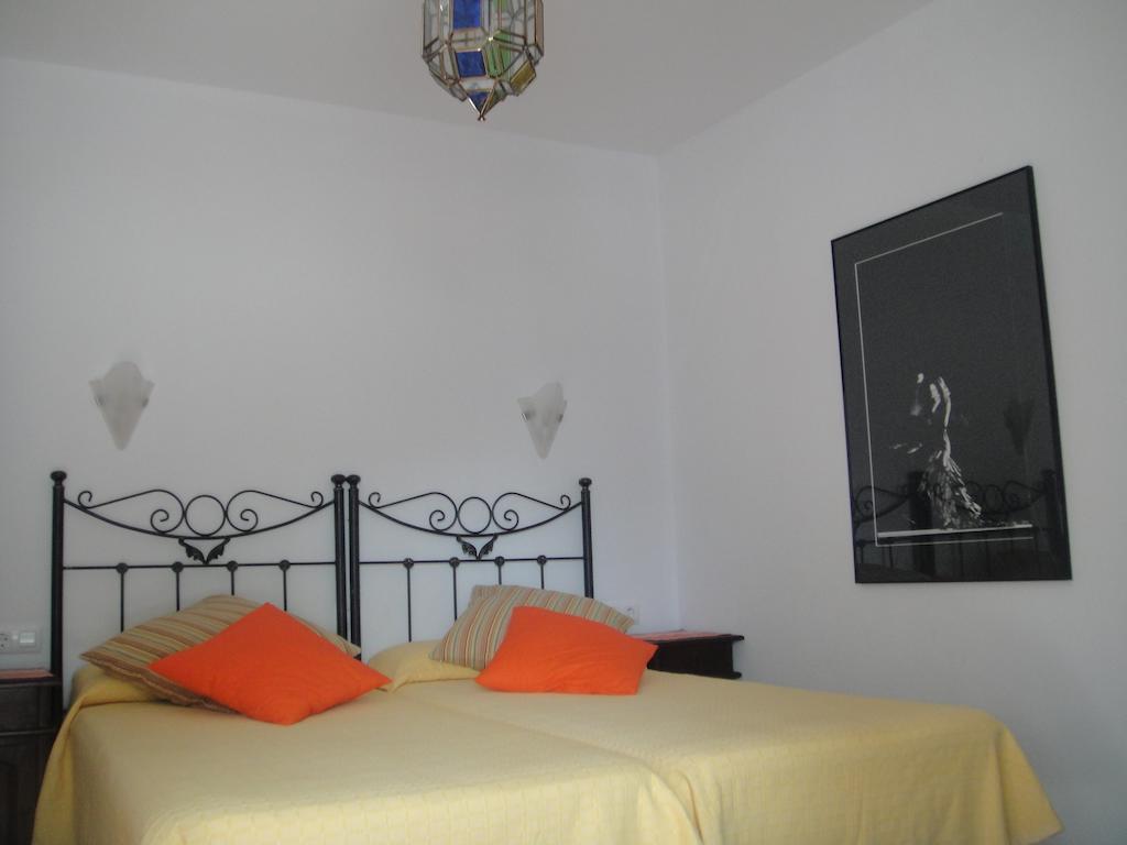 Casa La Felicidad Hotel Chiclana de la Frontera Szoba fotó